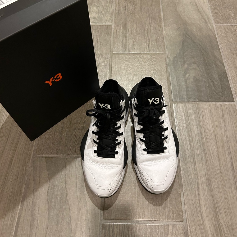 Y-3 Kaiwa shoes